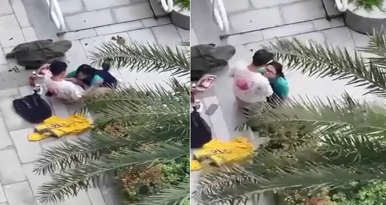 Em nó bú cu rồi cho thằng bạn bắn tinh lên mặt giữa công viên luôn. Hsinh giờ không biết ngại là gì